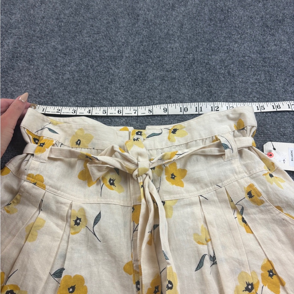 BILLABONG Women’s Linen Play All Day High Waist Shorts NWT Yellow  size: Large - Picture 5 of 7